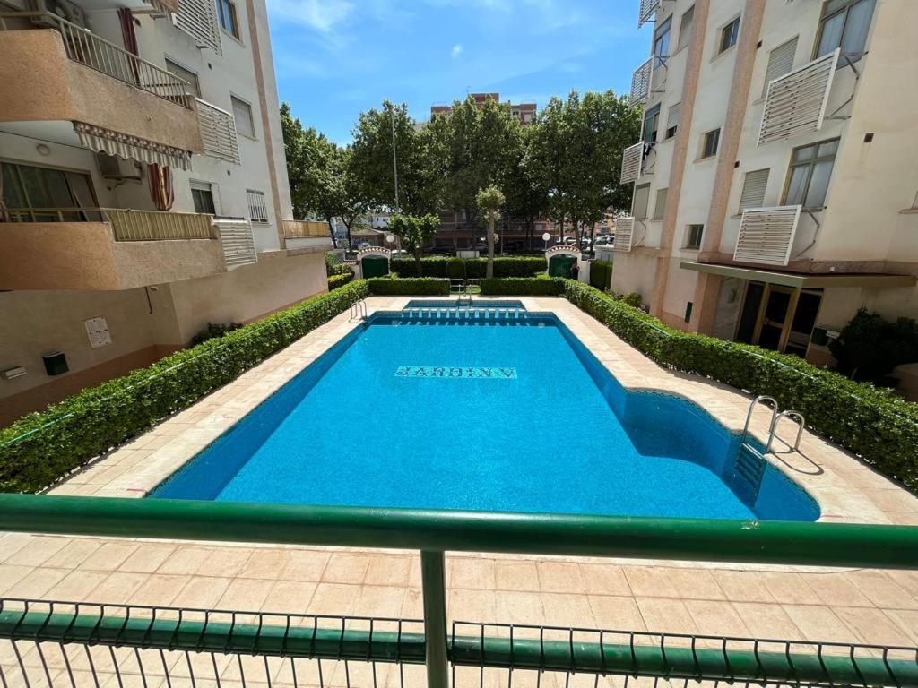 Jardin 5 Playa De Gandia - No Fiestas - Con Wifi Apartment Exterior photo